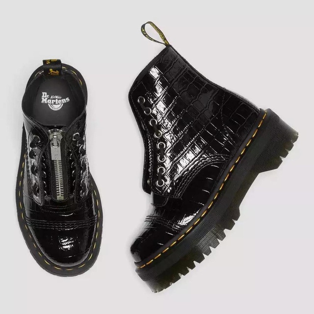 Dr. Marten Sinclair Patent Leather Croc Embossed Platform Platform Boots